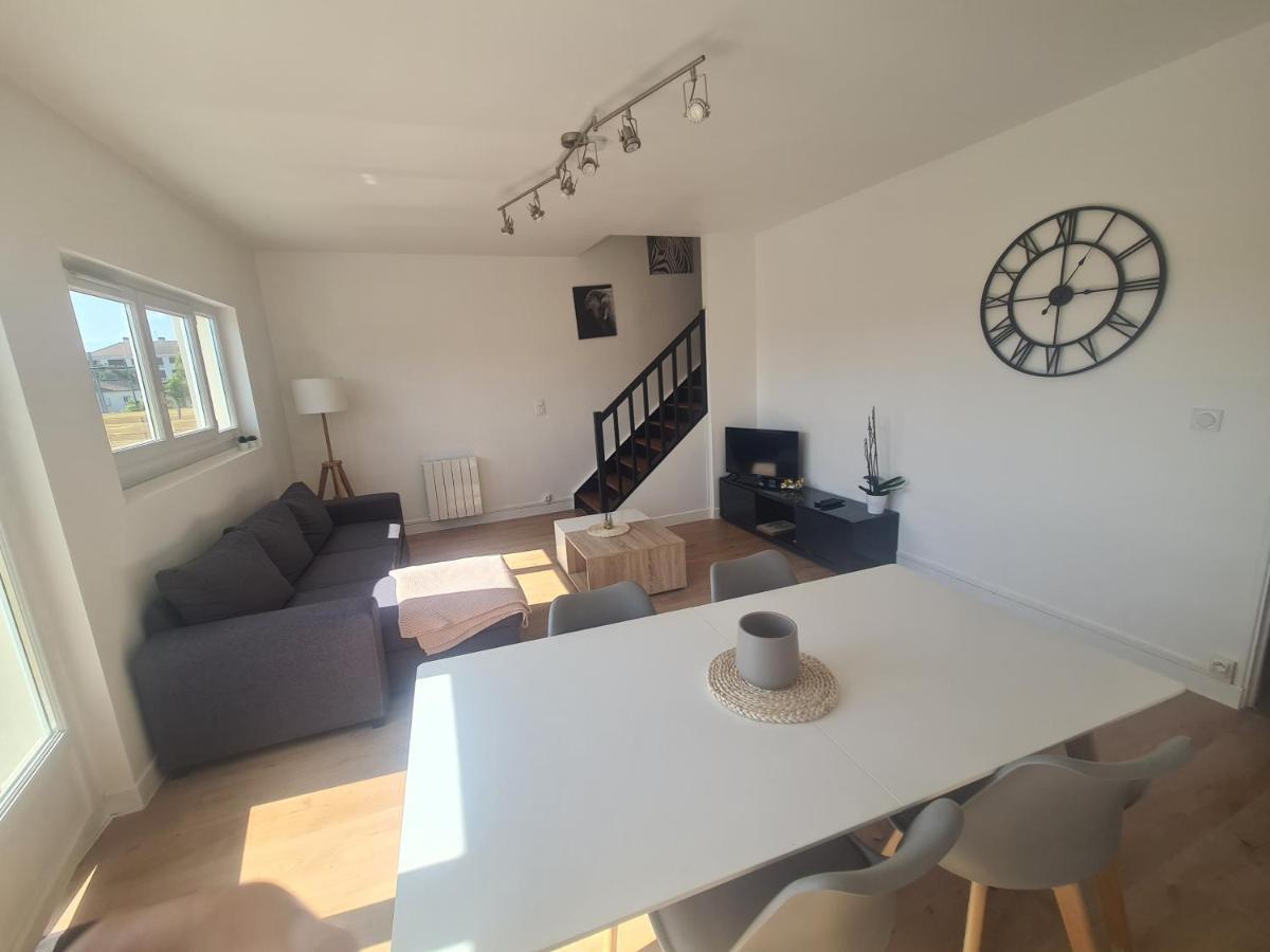 Duplex Familial Proche Gare Et Hyper Centre Ville Villepreux Екстер'єр фото