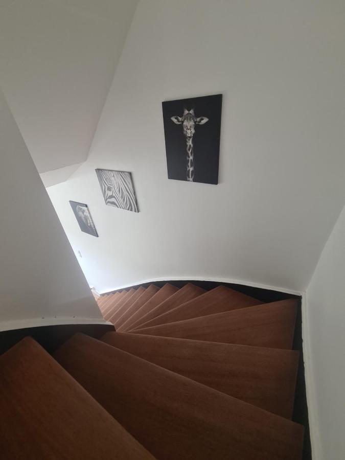 Duplex Familial Proche Gare Et Hyper Centre Ville Villepreux Екстер'єр фото